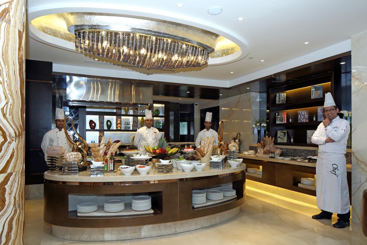 Braira Al Olaya Hotel Riade Exterior foto