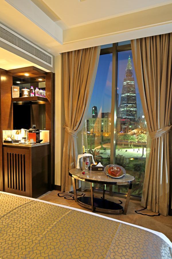 Braira Al Olaya Hotel Riade Exterior foto
